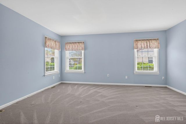 4-B James Polk Court, Monroe, NJ 08831