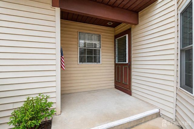 4-B James Polk Court, Monroe, NJ 08831