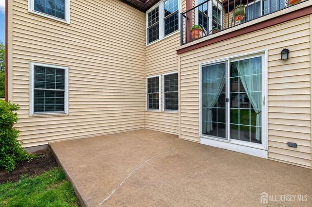 4-B James Polk Court, Monroe, NJ 08831