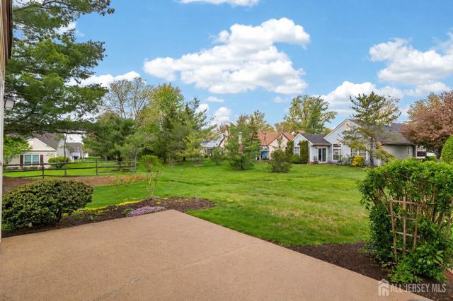 4-B James Polk Court, Monroe, NJ 08831