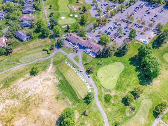 4-B James Polk Court, Monroe, NJ 08831