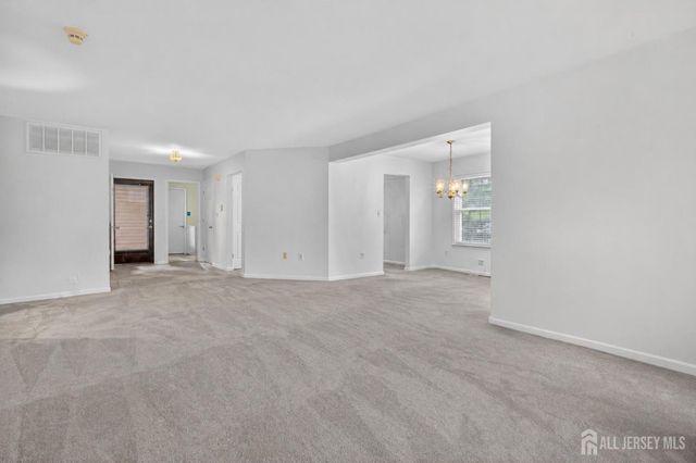 4-B James Polk Court, Monroe, NJ 08831