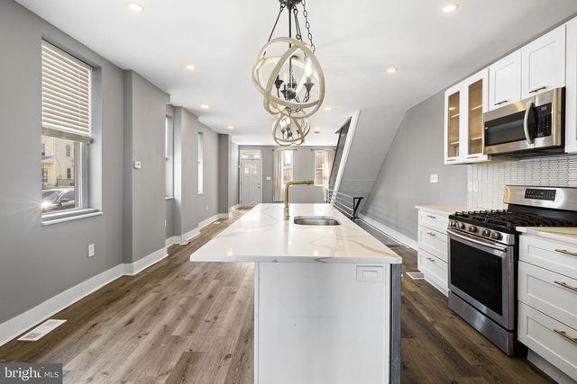 4626 E THOMPSON ST, Philadelphia, PA 19137