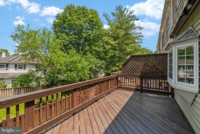 1668 WILKSHIRE DR, Crofton, MD 21114
