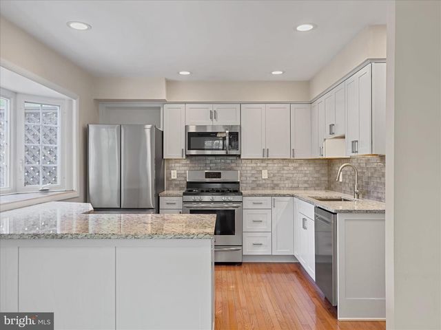1668 WILKSHIRE DR, Crofton, MD 21114