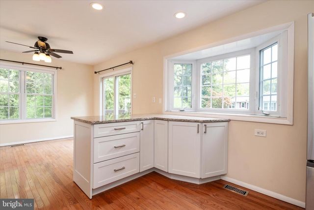 1668 WILKSHIRE DR, Crofton, MD 21114