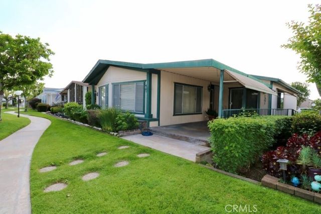 1351 Silver Lake Place 92, Brea, CA 92821