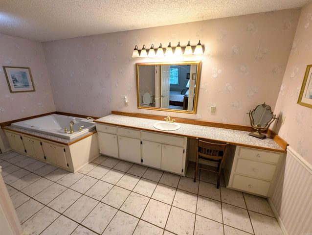 1203 Akers Road, Hot Springs, AR 71901