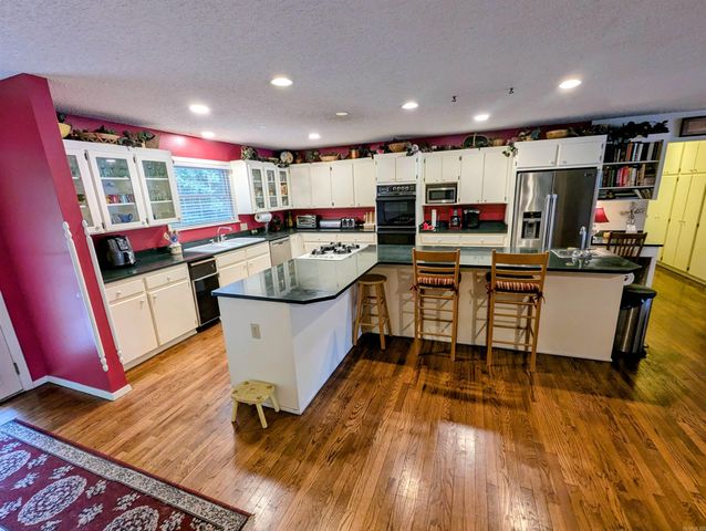 1203 Akers Road, Hot Springs, AR 71901