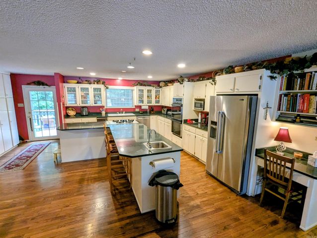 1203 Akers Road, Hot Springs, AR 71901