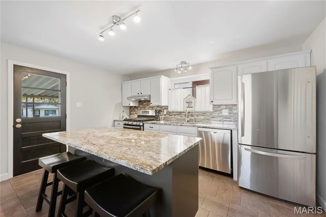 5326 Odell Street, St Louis, MO 63139