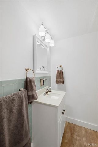 5326 Odell Street, St Louis, MO 63139