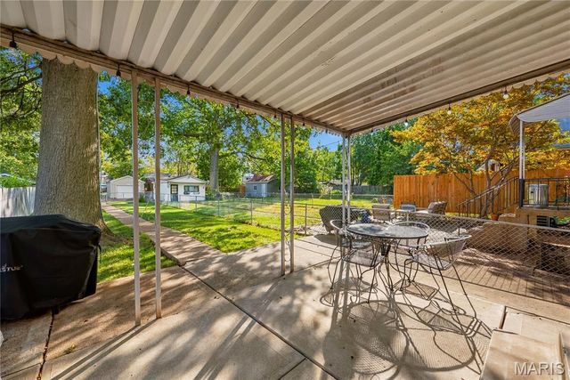 5326 Odell Street, St Louis, MO 63139