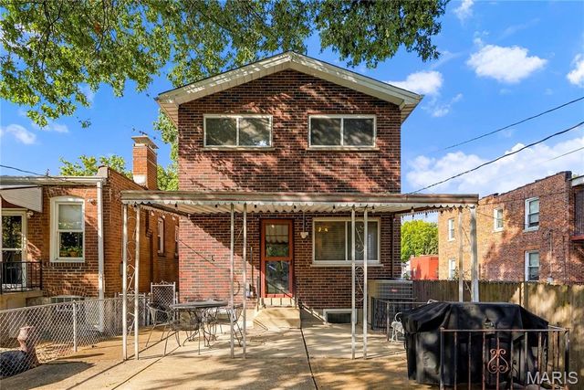 5326 Odell Street, St Louis, MO 63139