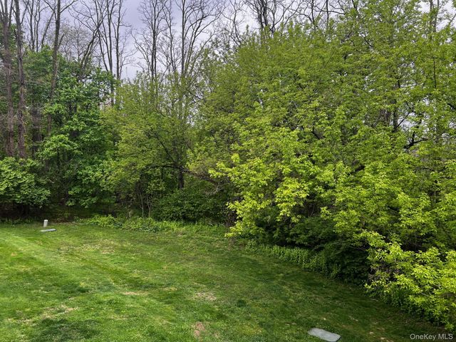 19 Alpine Drive F, Wappingers Falls, NY 12590