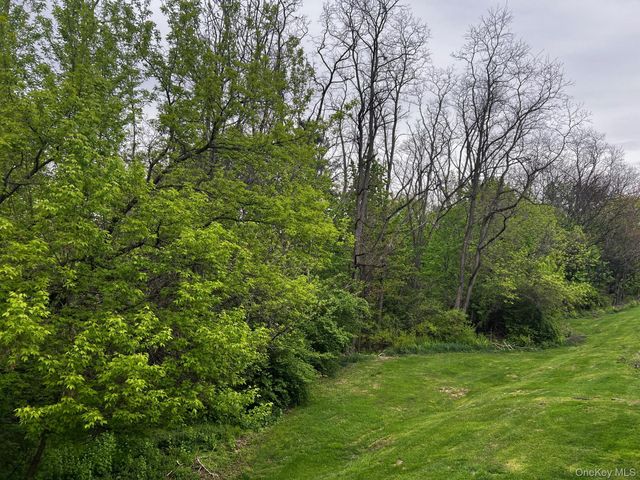 19 Alpine Drive F, Wappingers Falls, NY 12590