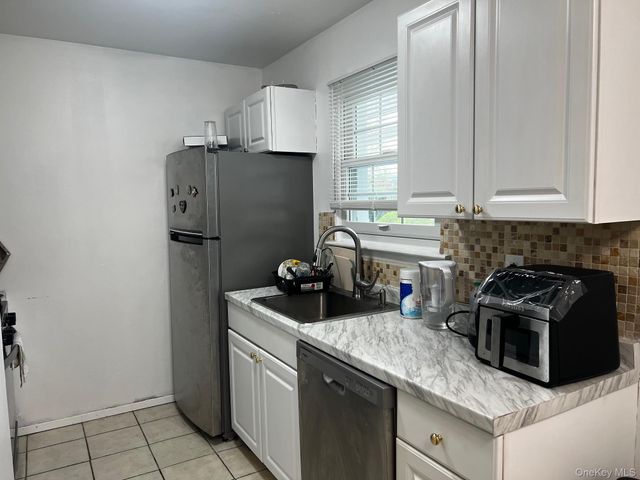 19 Alpine Drive F, Wappingers Falls, NY 12590