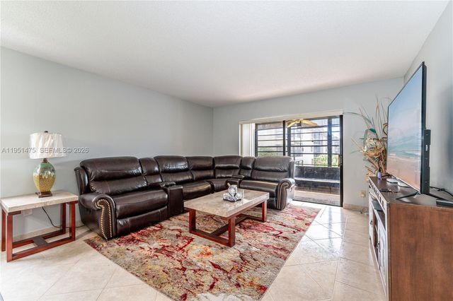 4960 E Sabal Palm Boulevard 301, Tamarac, FL 33319