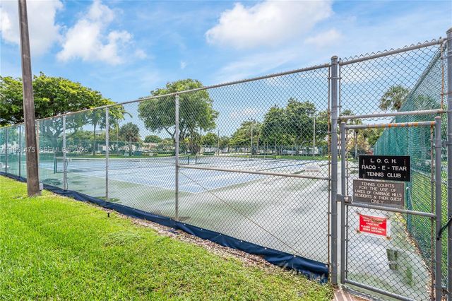4960 E Sabal Palm Boulevard 301, Tamarac, FL 33319