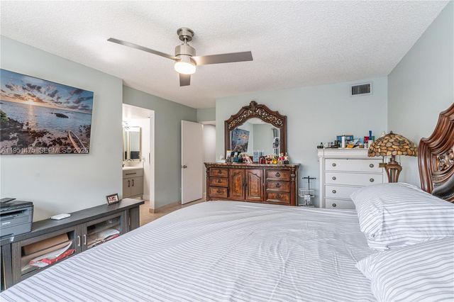 4960 E Sabal Palm Boulevard 301, Tamarac, FL 33319