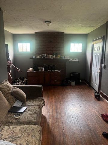 1449 Loretta Avenue, Columbus, OH 43211