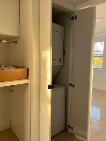 1362 NW 24th Ave 1362, Miami, FL 33125