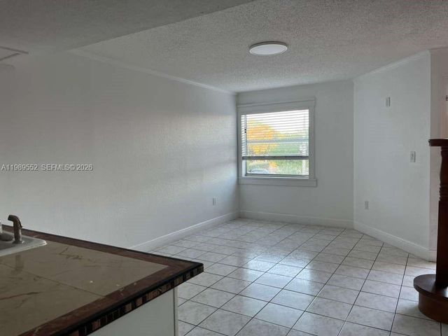 1362 NW 24th Ave 1362, Miami, FL 33125