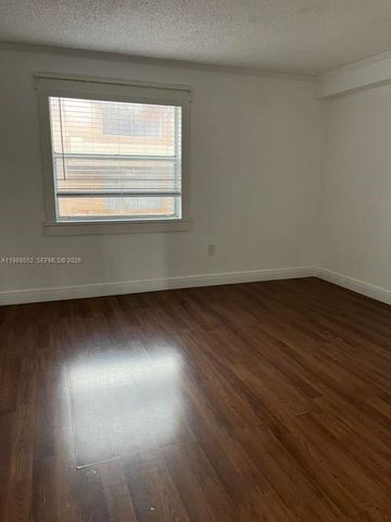 1362 NW 24th Ave 1362, Miami, FL 33125