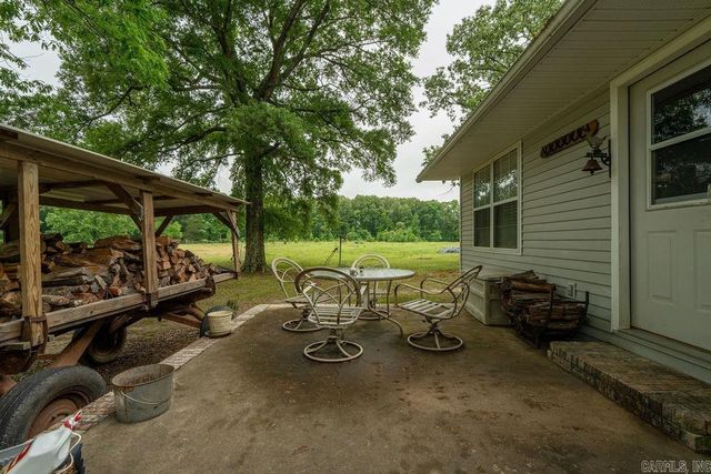 536 Old Railroad Road, Searcy, AR 72143