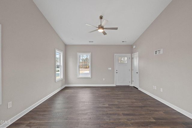 924 Micro Road W, Selma, NC 27576