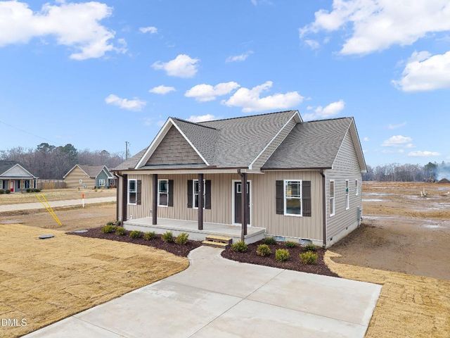 924 Micro Road W, Selma, NC 27576