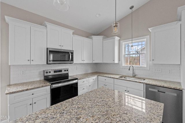 924 Micro Road W, Selma, NC 27576