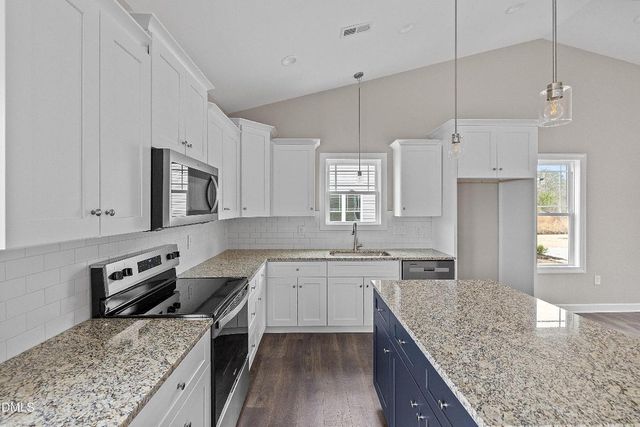 924 Micro Road W, Selma, NC 27576