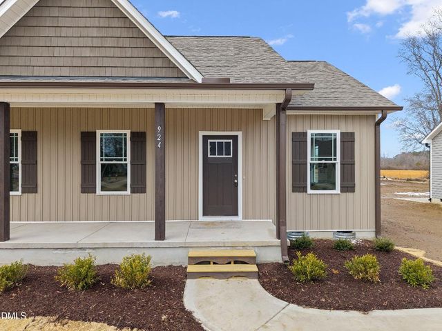 924 Micro Road W, Selma, NC 27576