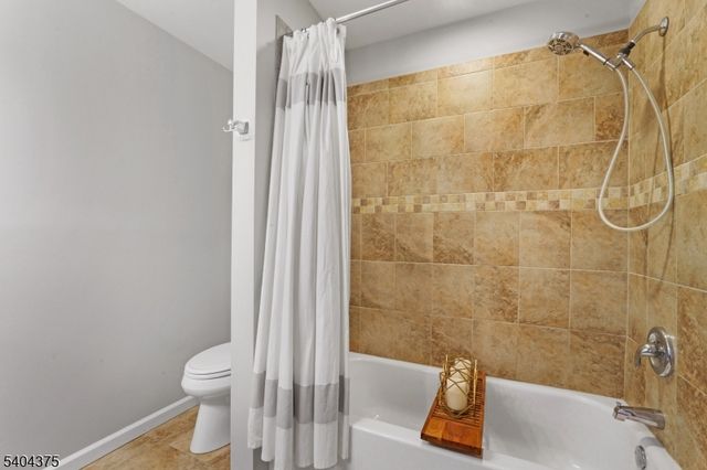 6 Druid Ln, Hardyston Twp., NJ 07419