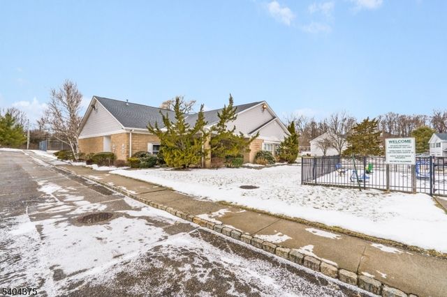 6 Druid Ln, Hardyston Twp., NJ 07419