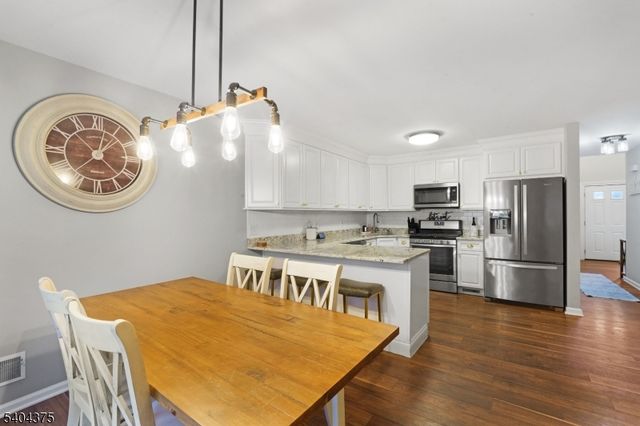 6 Druid Ln, Hardyston Twp., NJ 07419