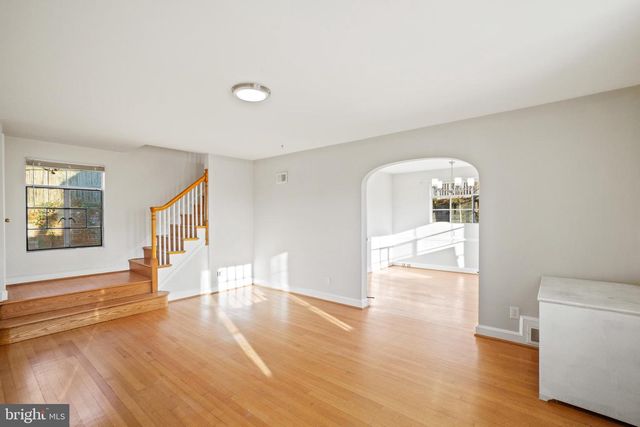 3100 S HILL ST, Arlington, VA 22202