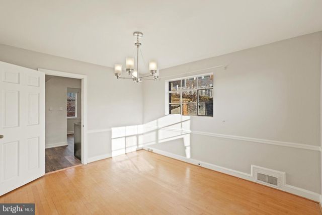 3100 S HILL ST, Arlington, VA 22202