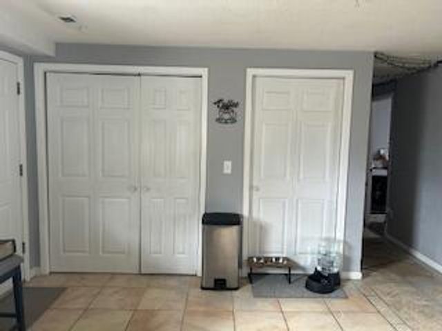 2826 W Olive Street, Springfield, MO 65802