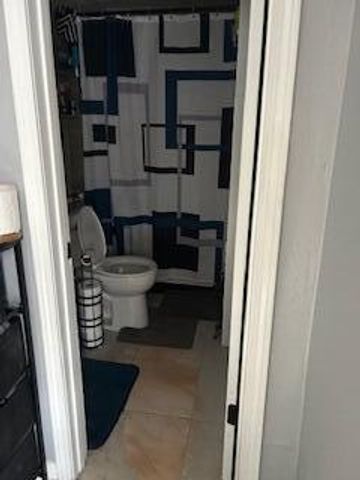 2826 W Olive Street, Springfield, MO 65802