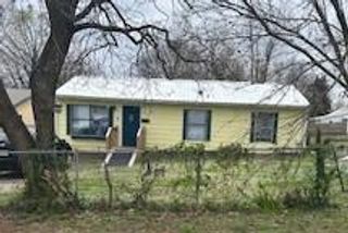 2826 W Olive Street, Springfield, MO 65802