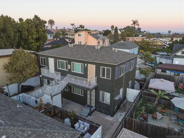 215 20th St, San Diego, CA 92102