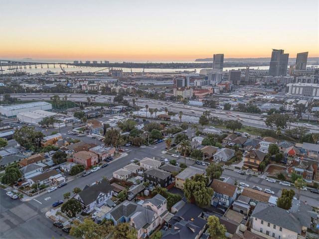 215 20th St, San Diego, CA 92102