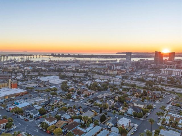 215 20th St, San Diego, CA 92102