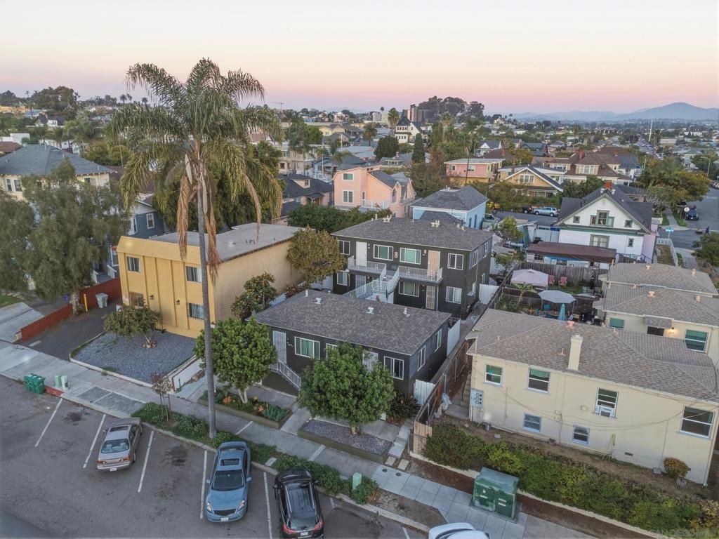 215 20th St, San Diego, CA 92102