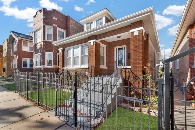 6112 S Mozart Street, Chicago, IL 60629