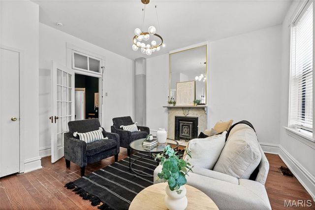 2432 McNair Avenue, St Louis, MO 63104