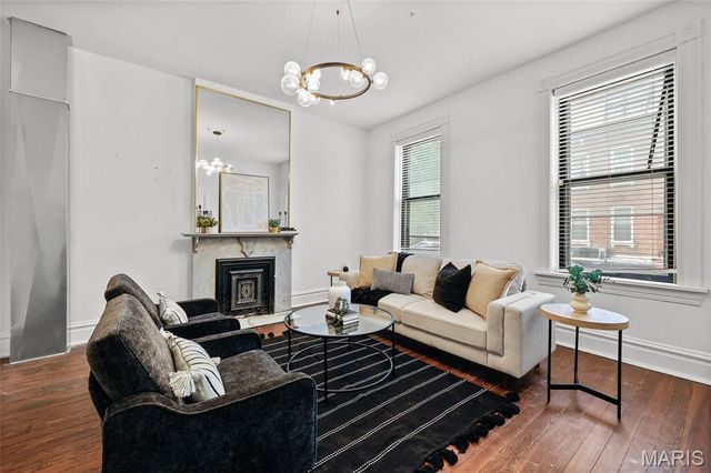 2432 McNair Avenue, St Louis, MO 63104