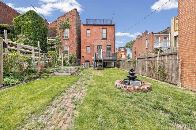 2432 McNair Avenue, St Louis, MO 63104